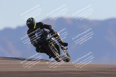 media/Nov-06-2023-Moto Forza (Mon) [[ce023d0744]]/3-Intermediate Group/Session 5 (Turn 9)/